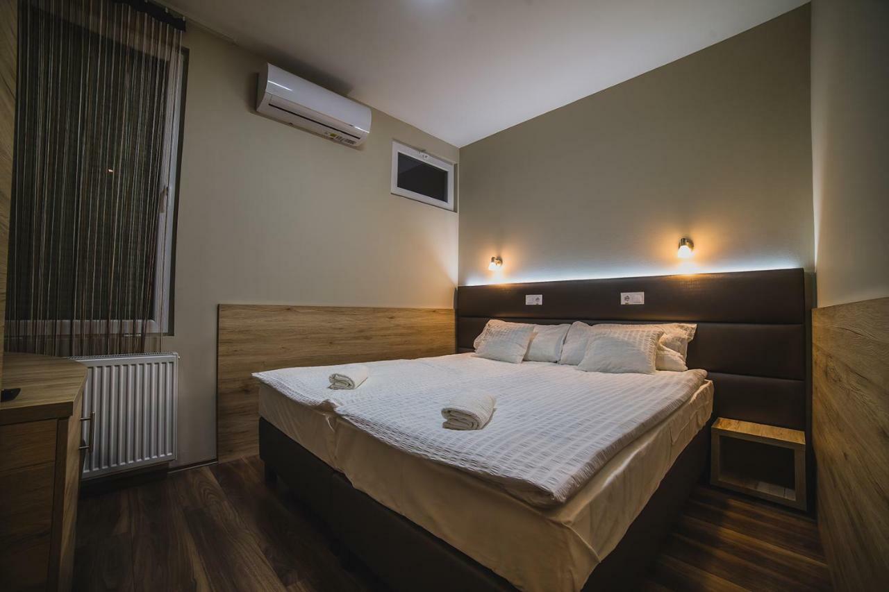 Sztár Motel Étterem Balassagyarmat Extérieur photo